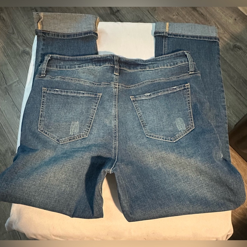 Hydraulic Dark Blue Distressed Capri Jeans - Picture 3 of 6